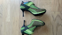 Load image into Gallery viewer, SNEEKS HEELS 39
